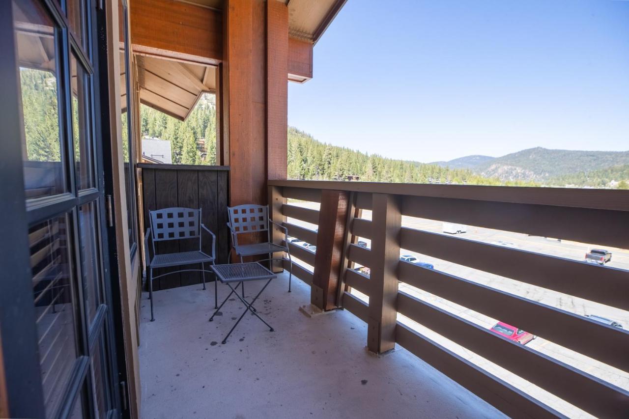 The Village At Palisades Tahoe Olympic Valley  Exterior foto